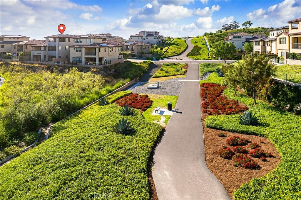 Lake Forest, California, 92630, United States, 5 Bedrooms Bedrooms, ,6 BathroomsBathrooms,Residential,Active,1801044