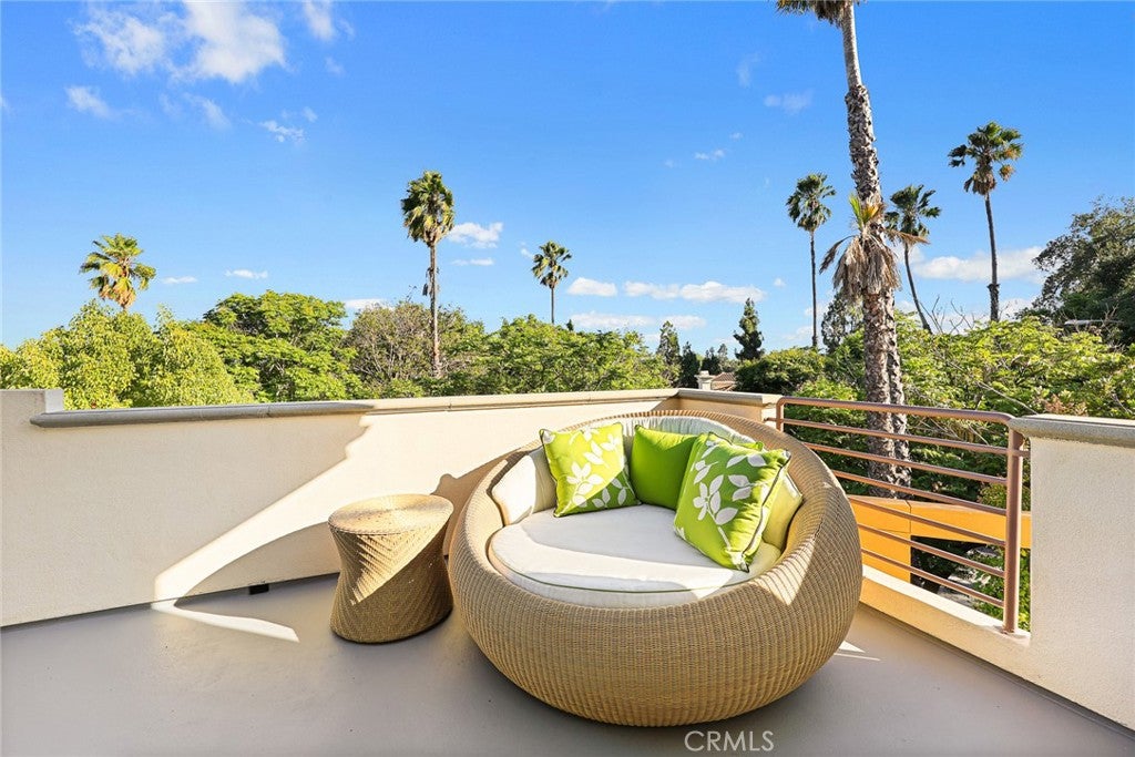 South Pasadena, California, 91030, United States, 4 Bedrooms Bedrooms, ,5 BathroomsBathrooms,Residential,Active,1905130