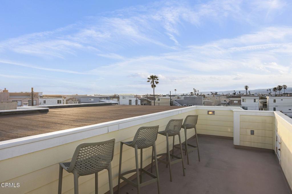 Oxnard, California, 93035, United States, 3 Bedrooms Bedrooms, ,3 BathroomsBathrooms,Residential,Active,1757626