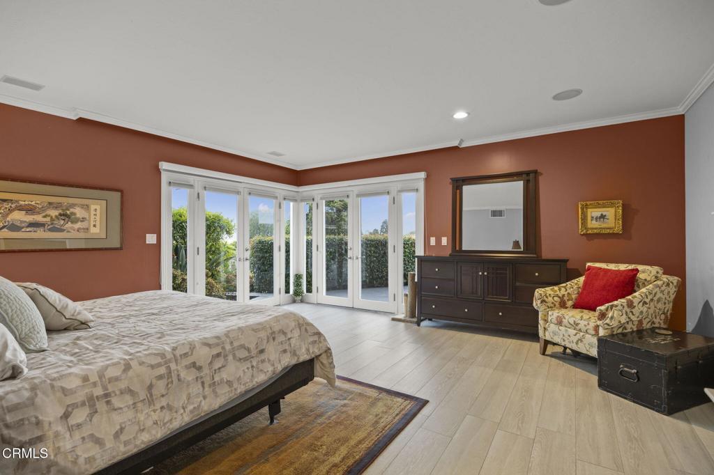 Camarillo, California, 93010, United States, 4 Bedrooms Bedrooms, ,4 BathroomsBathrooms,Residential,Active,1853313