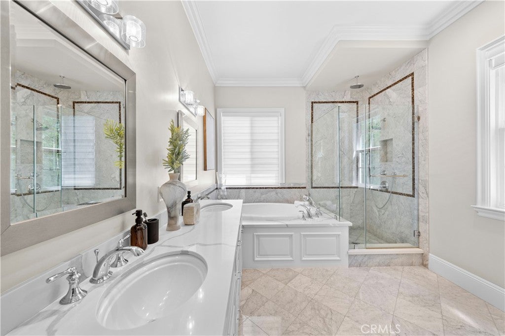 Arcadia, California, 91006, United States, 5 Bedrooms Bedrooms, ,7 BathroomsBathrooms,Residential,Active,1909900