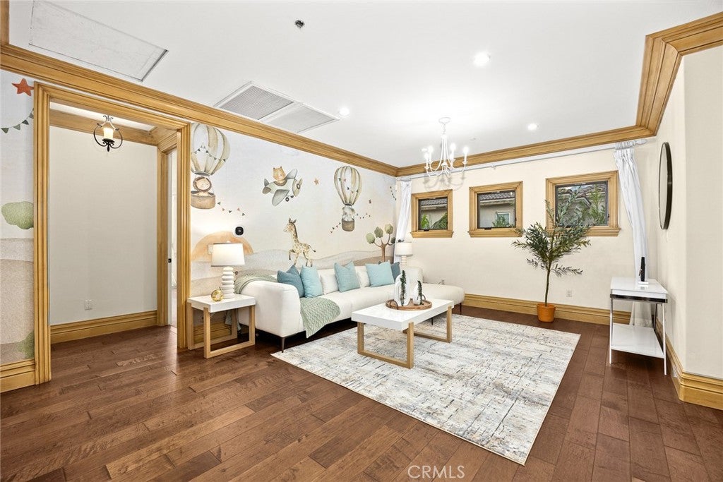 Arcadia, California, 91007, United States, 4 Bedrooms Bedrooms, ,5 BathroomsBathrooms,Residential,Active,1968391