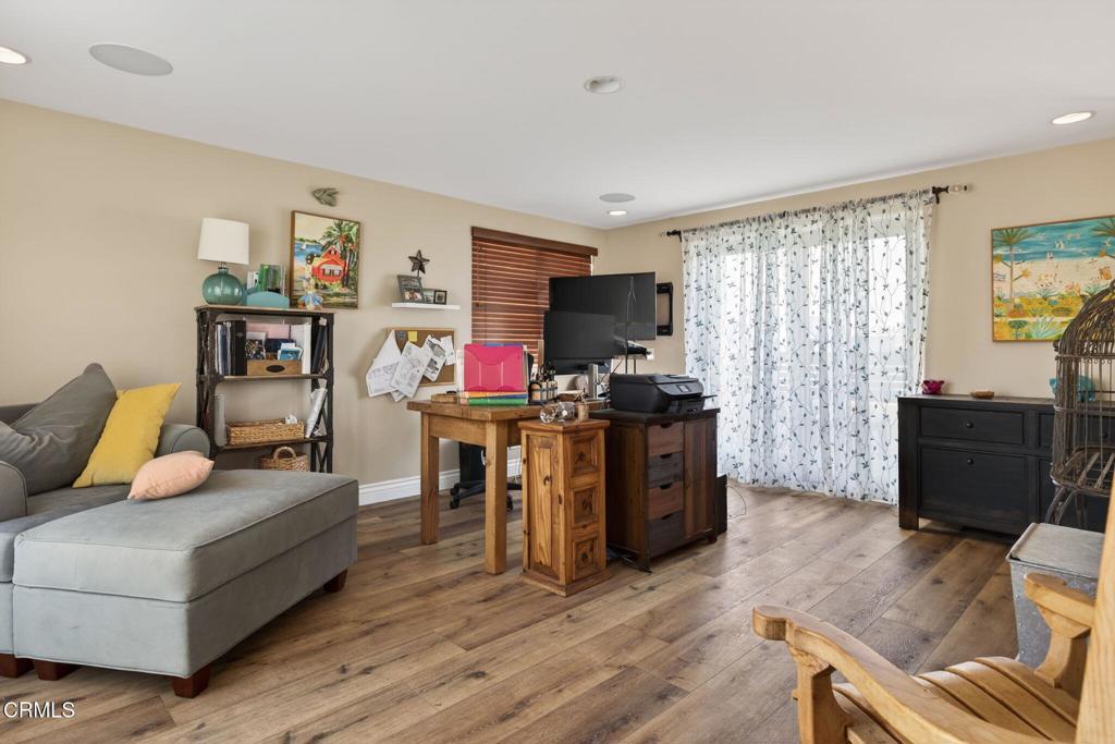 Oxnard, California, 93035, United States, 3 Bedrooms Bedrooms, ,3 BathroomsBathrooms,Residential,Active,2001363