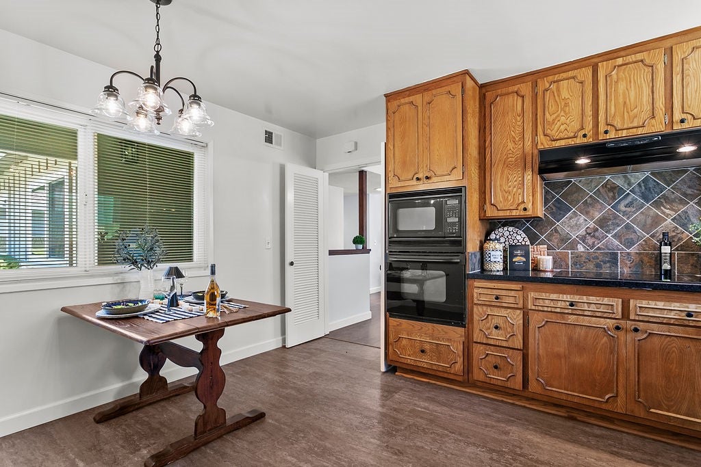 Seal Beach, California, 90740, United States, 4 Bedrooms Bedrooms, ,2 BathroomsBathrooms,Residential,Active,1900161