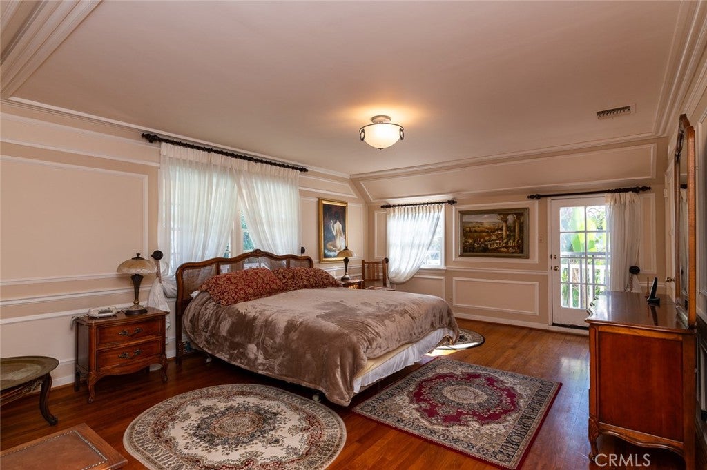 Glendale, California, 91207, United States, 4 Bedrooms Bedrooms, ,4 BathroomsBathrooms,Residential,Active,1945087