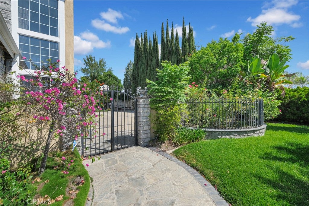 Walnut, California, 91789, United States, 5 Bedrooms Bedrooms, ,5 BathroomsBathrooms,Residential,Active,1952624