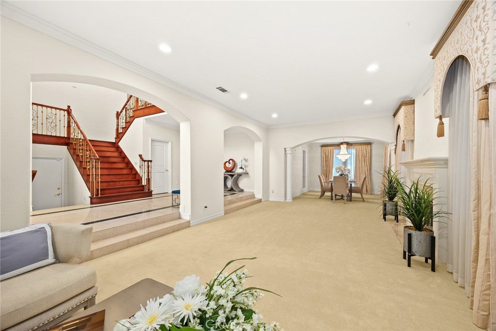 Diamond Bar, California, 91765, United States, 4 Bedrooms Bedrooms, ,5 BathroomsBathrooms,Residential,Active,1985854