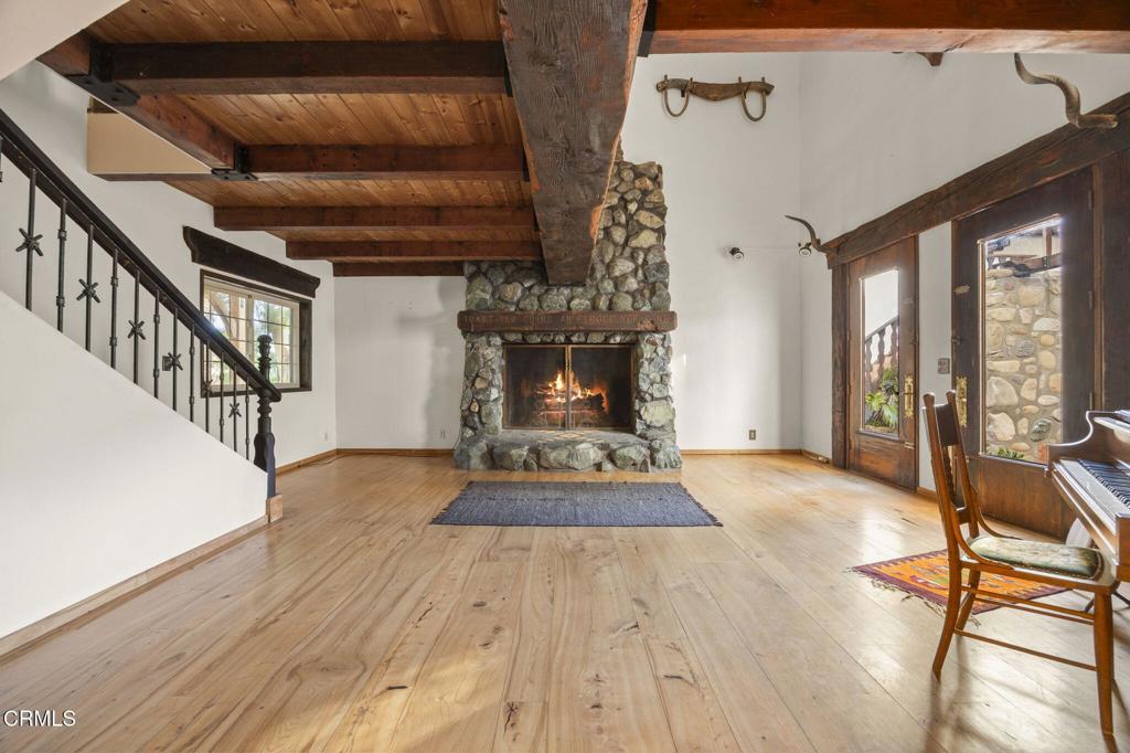 Ojai, California, 93023, United States, ,3 BathroomsBathrooms,Residential,Active,1769520