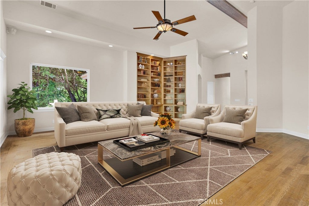 Templeton, California, 93465, United States, 3 Bedrooms Bedrooms, ,4 BathroomsBathrooms,Residential,Active,1899871