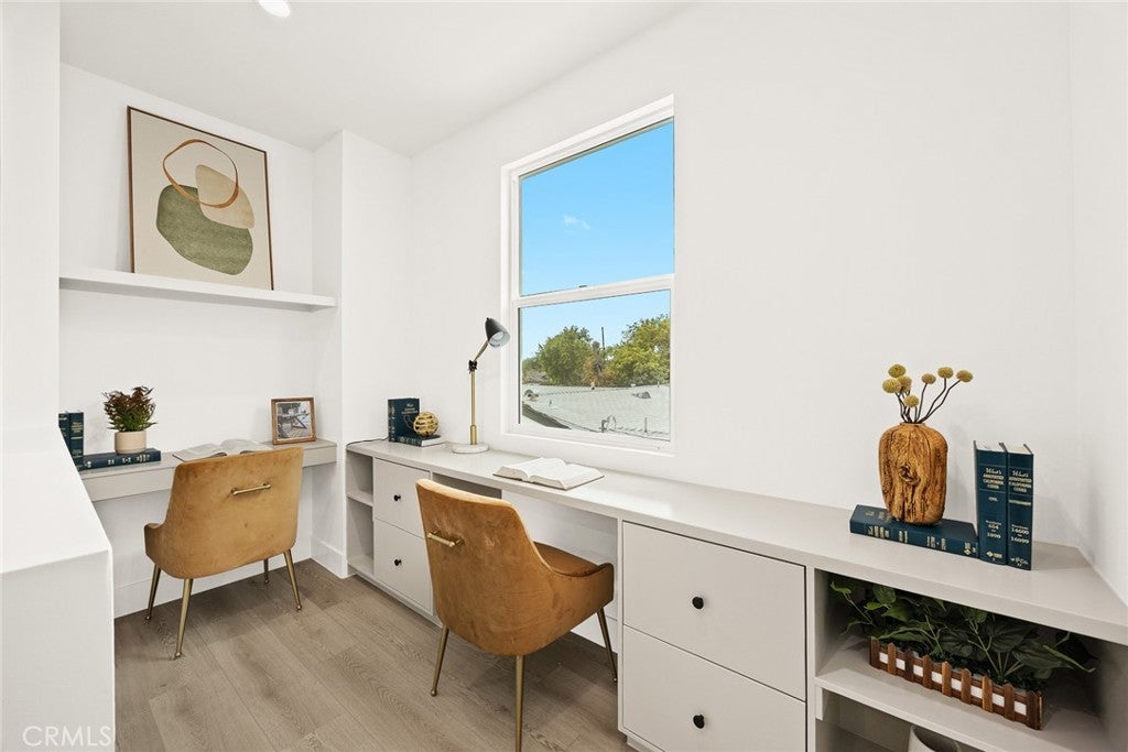 Pasadena, California, 91107, United States, 5 Bedrooms Bedrooms, ,6 BathroomsBathrooms,Residential,Active,2016401