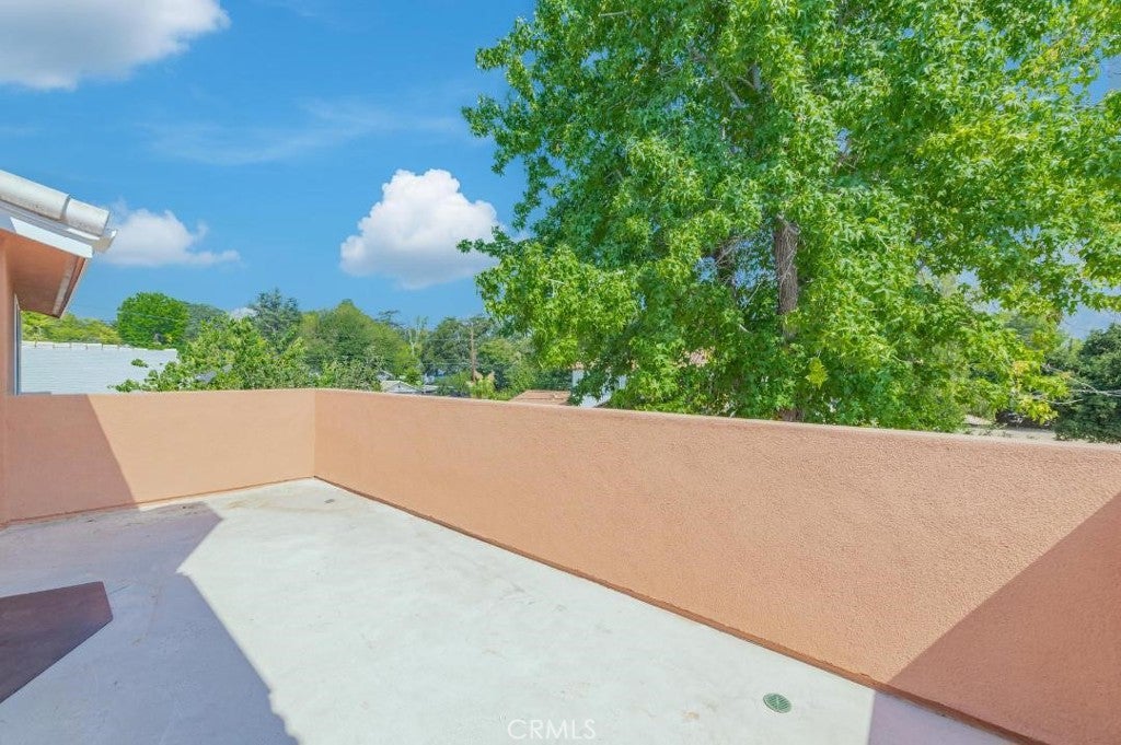 Pasadena, California, 91107, United States, 6 Bedrooms Bedrooms, ,5 BathroomsBathrooms,Residential,Active,1914920