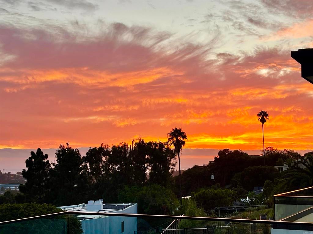 Del Mar, California, 92014, United States, 5 Bedrooms Bedrooms, ,6 BathroomsBathrooms,Residential,Active,1988452