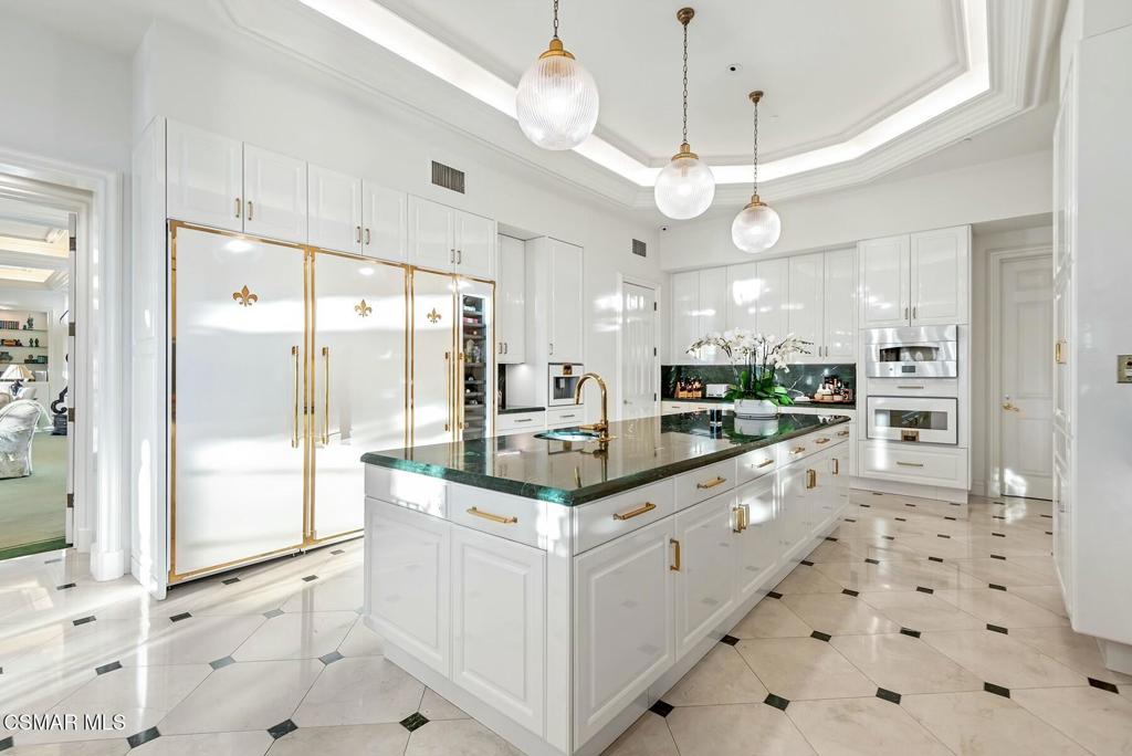 Westlake Village, California, 91362, United States, ,7 BathroomsBathrooms,Residential,Active,1769900