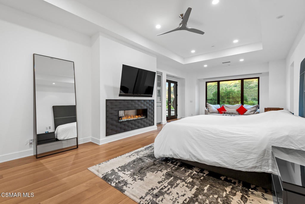 Westlake Village, California, 91361, United States, 4 Bedrooms Bedrooms, ,6 BathroomsBathrooms,Residential,Active,1989774