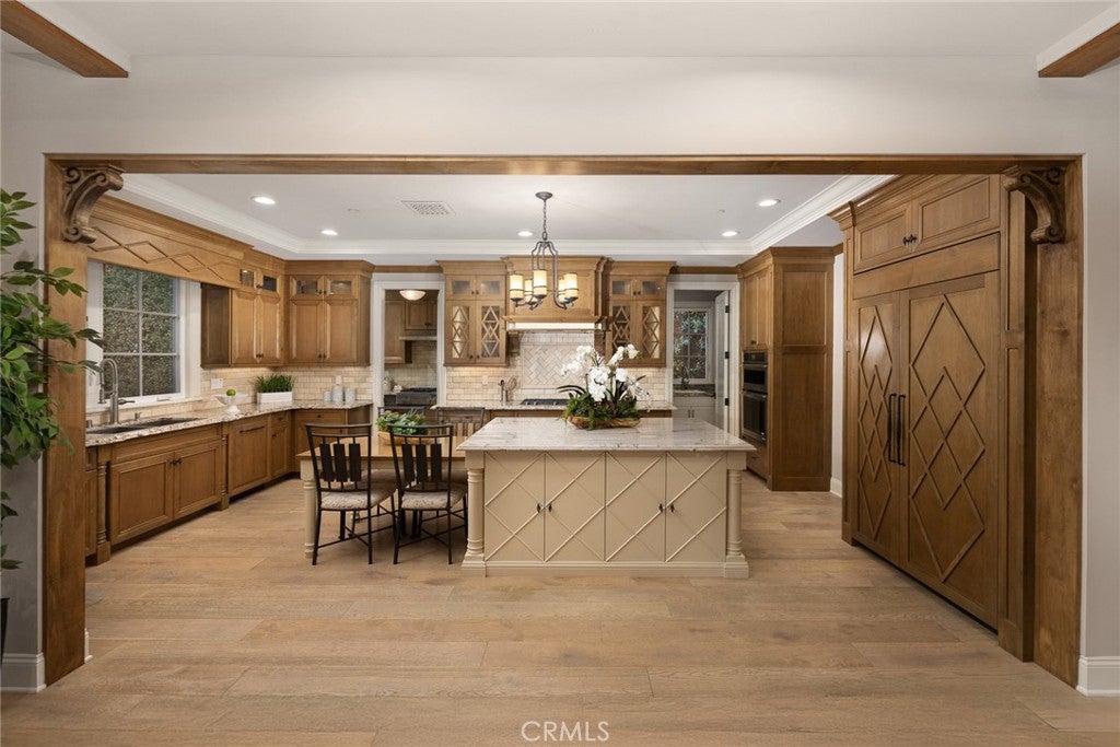 Arcadia, California, 91006, United States, 4 Bedrooms Bedrooms, ,5 BathroomsBathrooms,Residential,Contingent,2014572