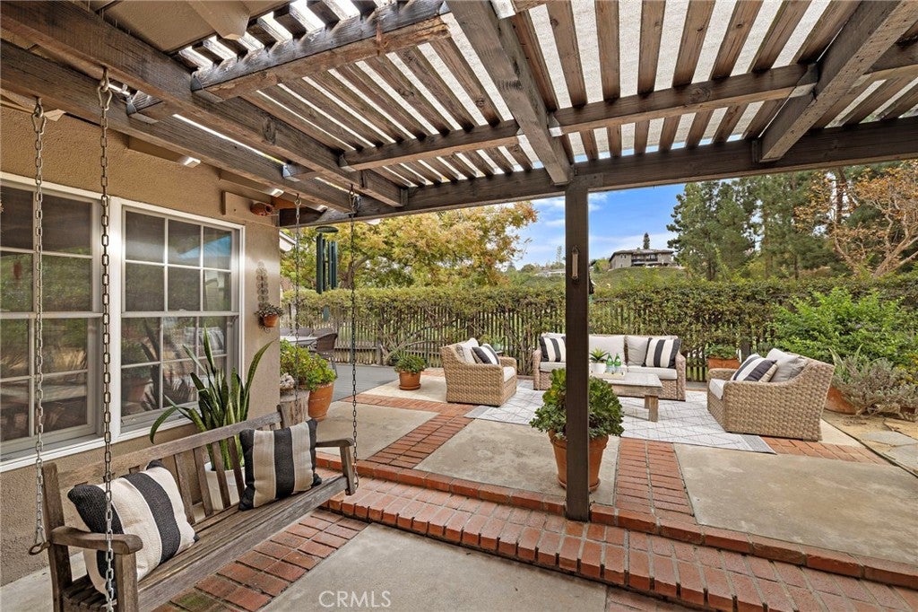 Laguna Niguel, California, 92677, United States, 4 Bedrooms Bedrooms, ,2 BathroomsBathrooms,Residential,Active,1992283