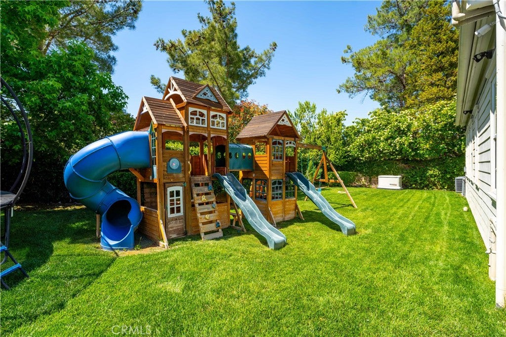 Canyon Country, California, 91387, United States, 4 Bedrooms Bedrooms, ,5 BathroomsBathrooms,Residential,Active,1829894