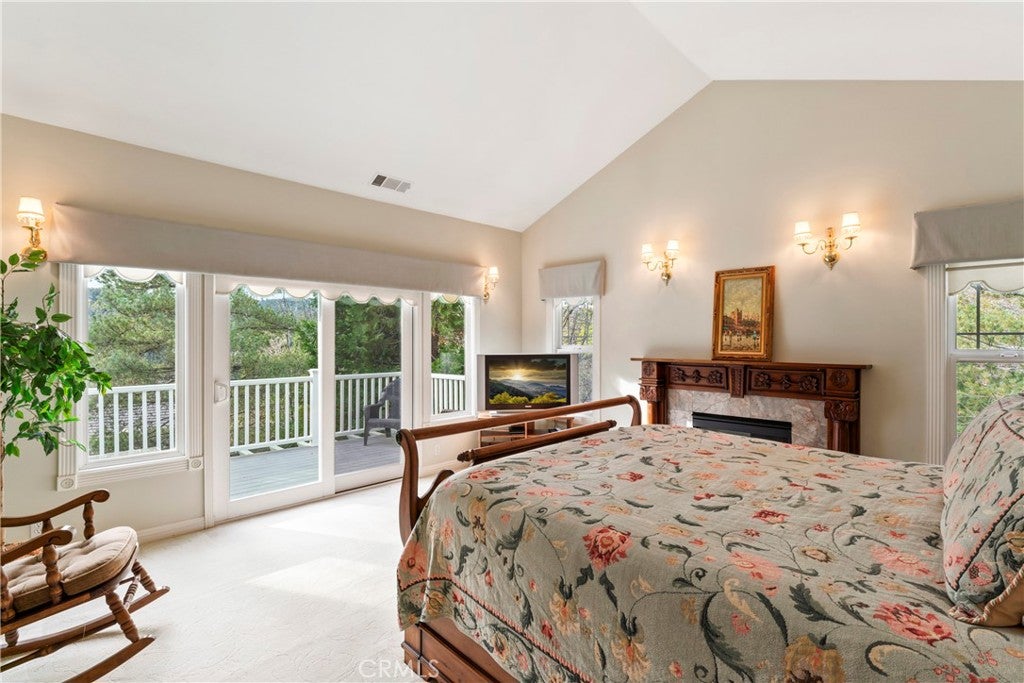 Lake Arrowhead, California, 92352, United States, 4 Bedrooms Bedrooms, ,4 BathroomsBathrooms,Residential,Active,2007295