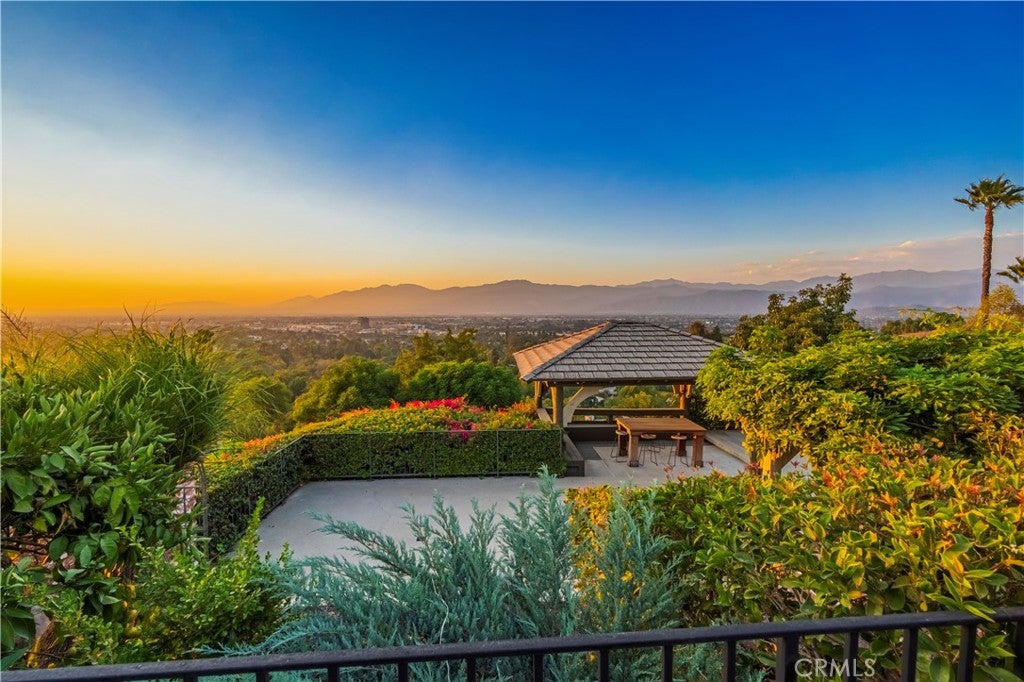 Covina, California, 91724, United States, 4 Bedrooms Bedrooms, ,3 BathroomsBathrooms,Residential,Active,1756850