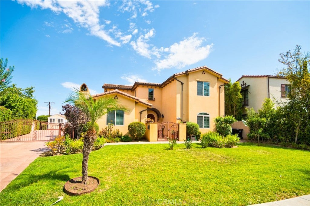 Alhambra, California, 91801, United States, 4 Bedrooms Bedrooms, ,4 BathroomsBathrooms,Residential,Active,1934800