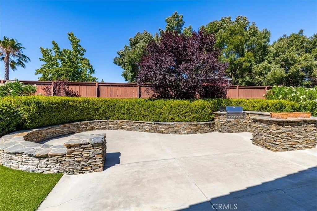 Paso Robles, California, 93446, United States, 4 Bedrooms Bedrooms, ,3 BathroomsBathrooms,Residential,Active,1914823