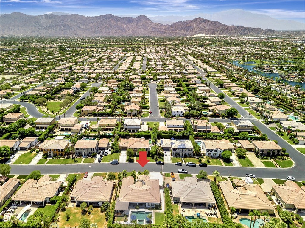 Indio, California, 92201, United States, 6 Bedrooms Bedrooms, ,5 BathroomsBathrooms,Residential,Active,1880350