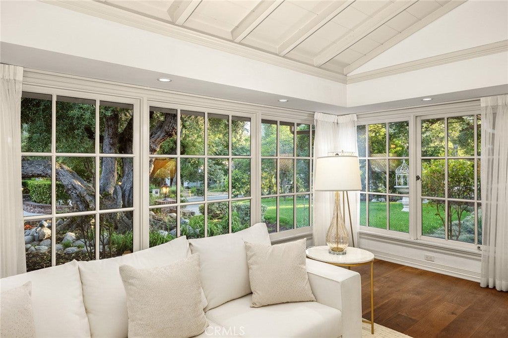 Arcadia, California, 91006, United States, 5 Bedrooms Bedrooms, ,6 BathroomsBathrooms,Residential,Active,1907985