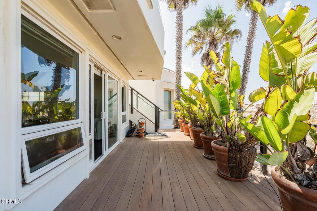 Oxnard, California, 93035, United States, 5 Bedrooms Bedrooms, ,6 BathroomsBathrooms,Residential,Contingent,1973330