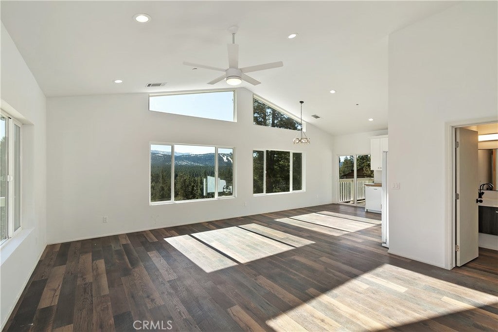 Big Bear City, California, 92314, United States, 7 Bedrooms Bedrooms, ,6 BathroomsBathrooms,Residential,Active,1998760