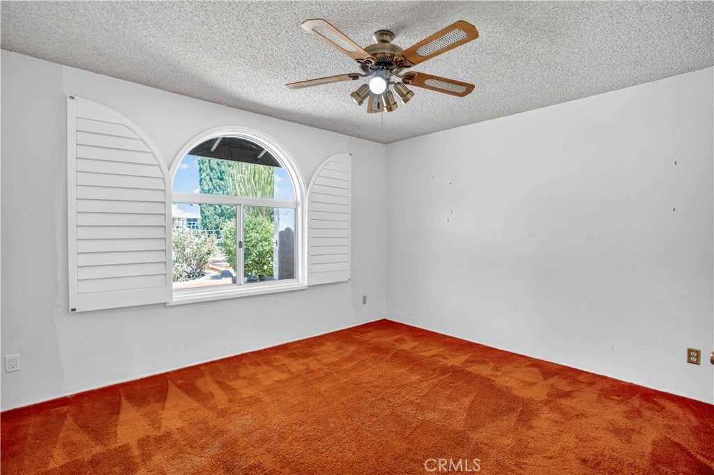 Granada Hills, California, 91344, United States, 5 Bedrooms Bedrooms, ,4 BathroomsBathrooms,Residential,Active,1929698