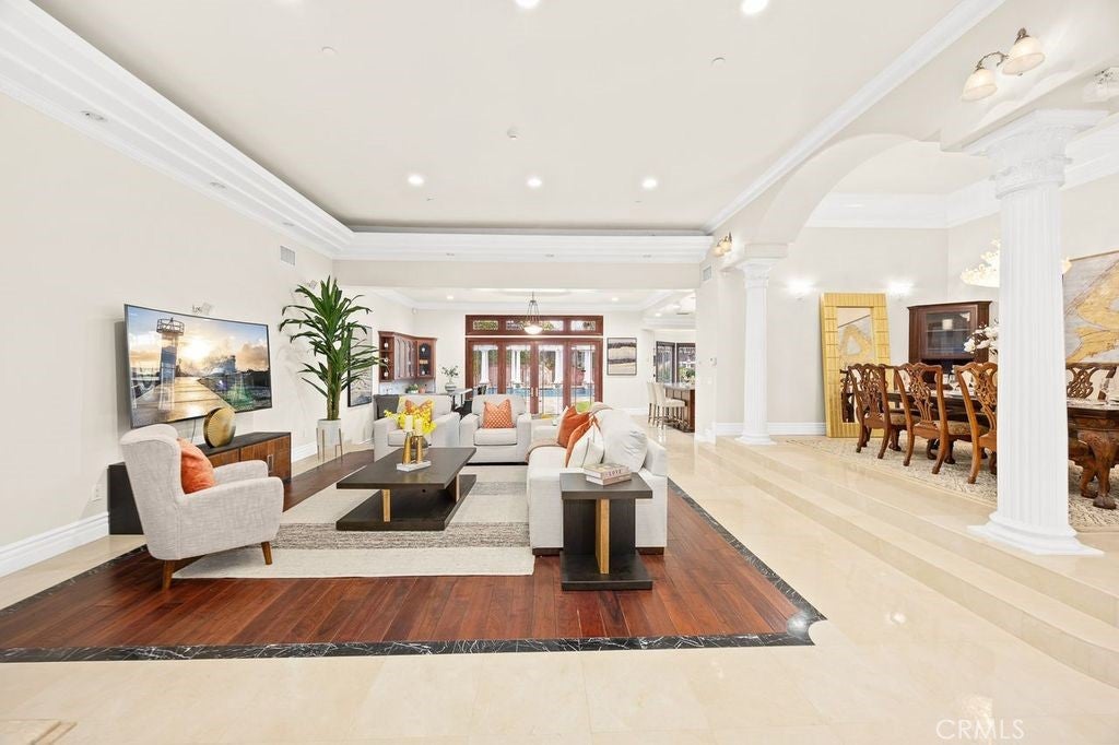 Arcadia, California, 91006, United States, 4 Bedrooms Bedrooms, ,4 BathroomsBathrooms,Residential,Active,2009162