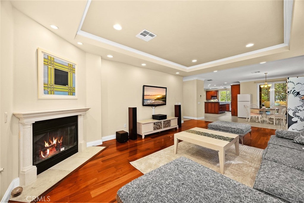 South Pasadena, California, 91030, United States, 4 Bedrooms Bedrooms, ,5 BathroomsBathrooms,Residential,Active,1905130