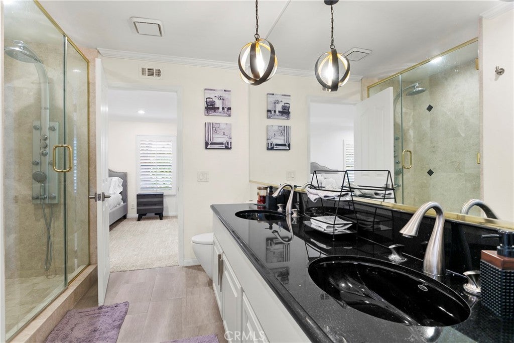 Laguna Hills, California, 92653, United States, 4 Bedrooms Bedrooms, ,3 BathroomsBathrooms,Residential,Active,1986896