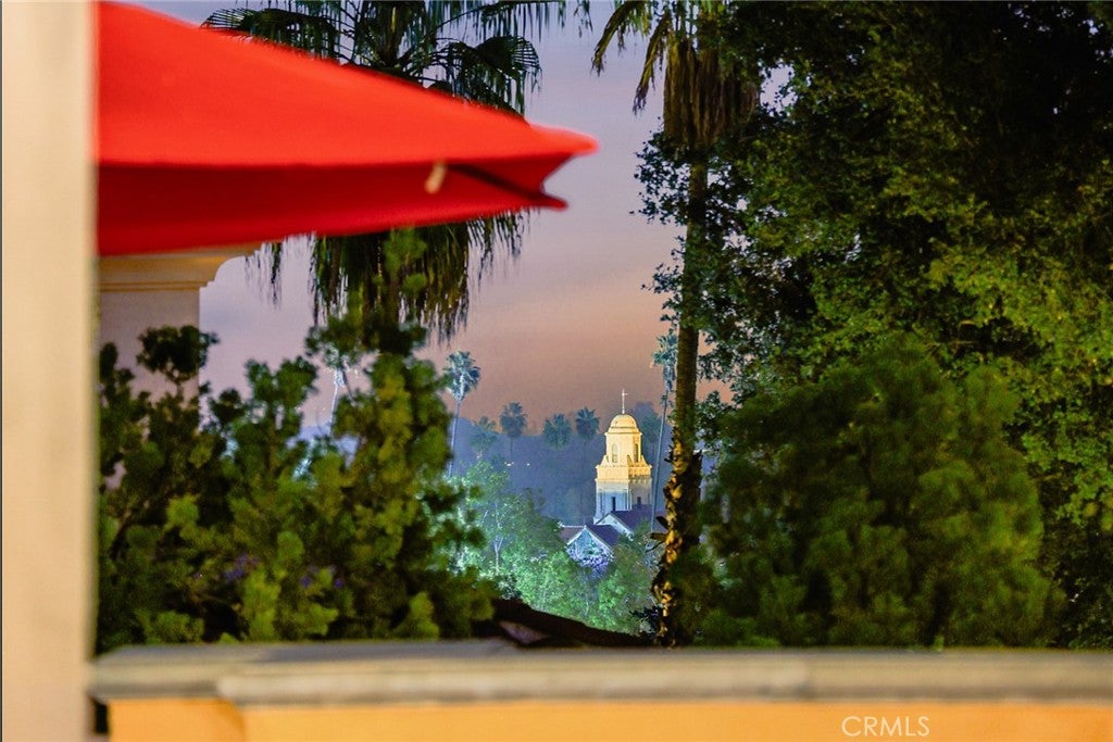 South Pasadena, California, 91030, United States, 4 Bedrooms Bedrooms, ,5 BathroomsBathrooms,Residential,Active,1968417