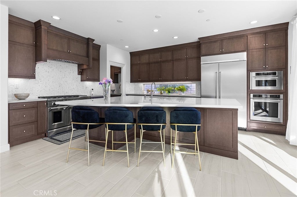 Chino Hills, California, 91709, United States, 5 Bedrooms Bedrooms, ,6 BathroomsBathrooms,Residential,Active,1986885