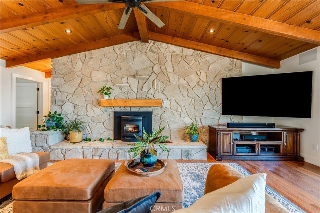 Paso Robles, California, 93446, United States, 3 Bedrooms Bedrooms, ,3 BathroomsBathrooms,Residential,Active,1990043