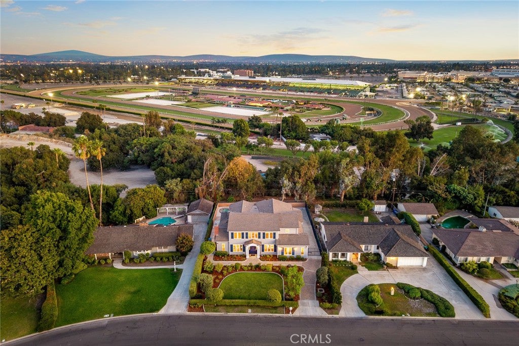 Arcadia, California, 91007, United States, 5 Bedrooms Bedrooms, ,6 BathroomsBathrooms,Residential,Active,1941105