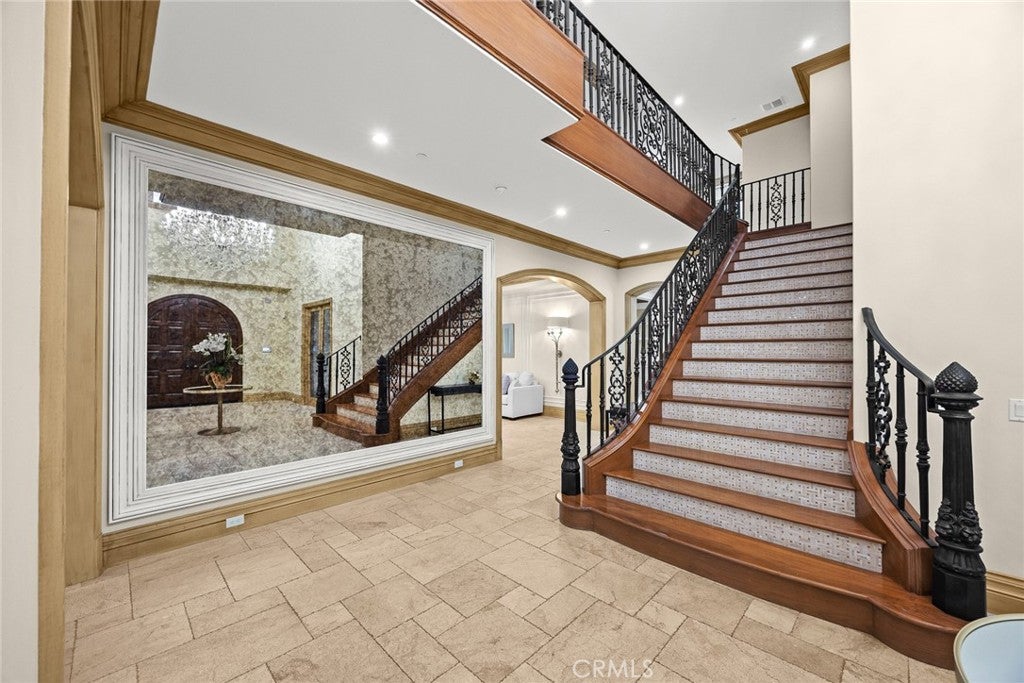 Arcadia, California, 91007, United States, 4 Bedrooms Bedrooms, ,5 BathroomsBathrooms,Residential,Active,1968391