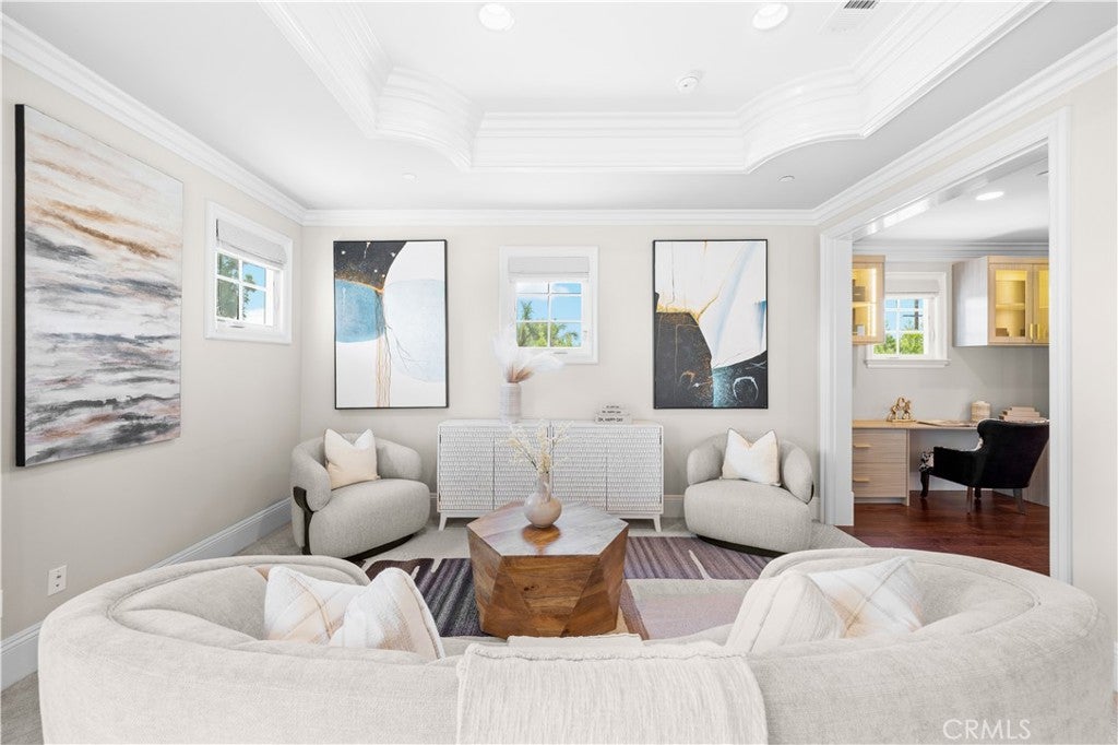 Arcadia, California, 91006, United States, 5 Bedrooms Bedrooms, ,7 BathroomsBathrooms,Residential,Active,1909900