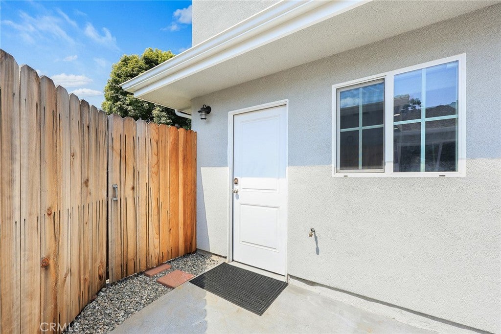 Los Angeles, California, 90034, United States, 5 Bedrooms Bedrooms, ,5 BathroomsBathrooms,Residential,Active,1899242