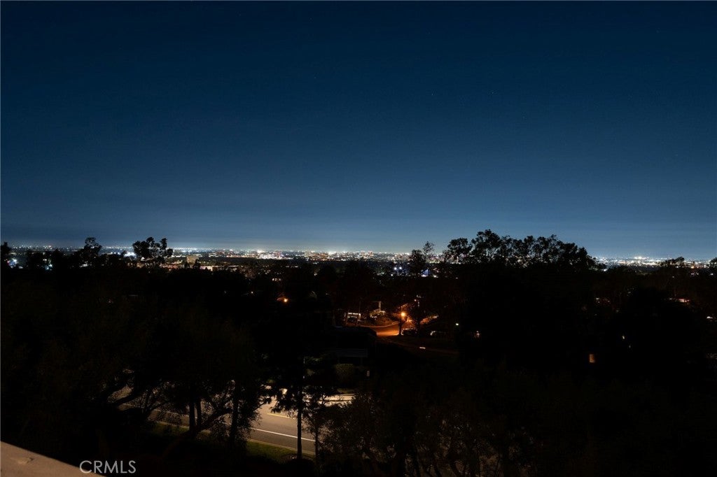 Irvine, California, 92603, United States, 4 Bedrooms Bedrooms, ,4 BathroomsBathrooms,Residential,Active,1986909