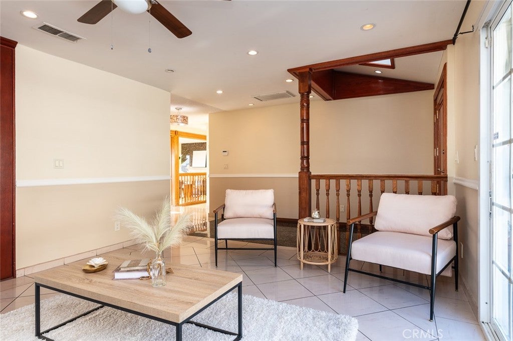 Burbank, California, 91501, United States, 5 Bedrooms Bedrooms, ,5 BathroomsBathrooms,Residential,Active,1943797