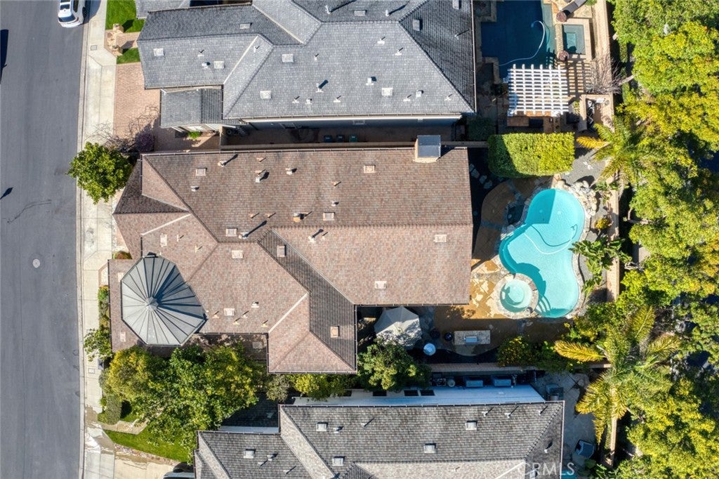 Huntington Beach, California, 92649, United States, 4 Bedrooms Bedrooms, ,4 BathroomsBathrooms,Residential,Active,1780402
