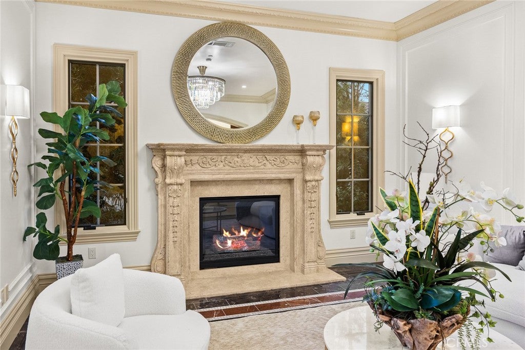 Arcadia, California, 91007, United States, 4 Bedrooms Bedrooms, ,5 BathroomsBathrooms,Residential,Active,1968391