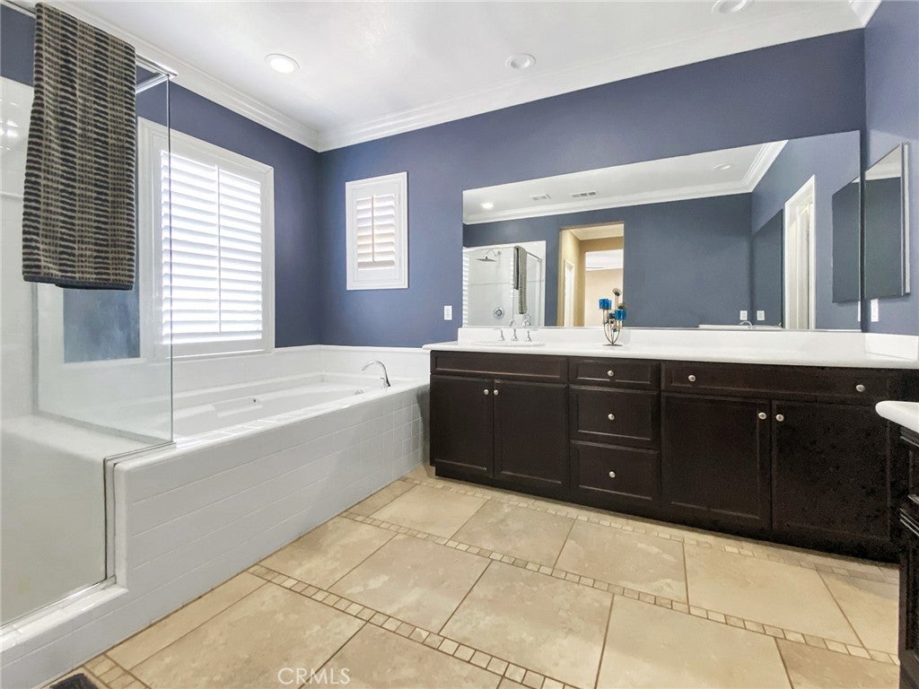 Long Beach, California, 90804, United States, 4 Bedrooms Bedrooms, ,4 BathroomsBathrooms,Residential,Active,1986886