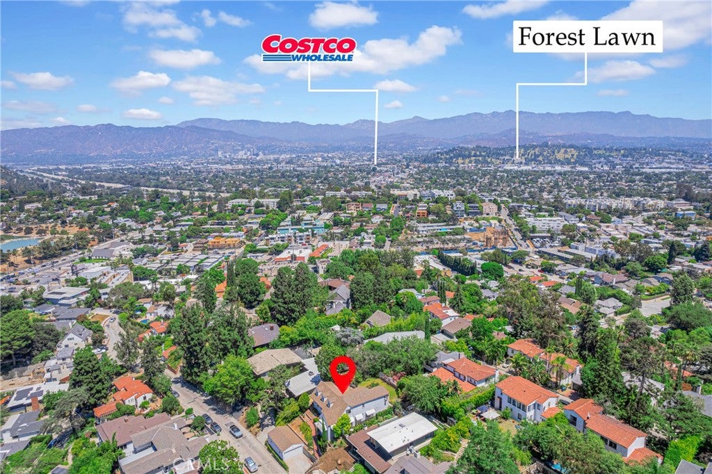 Los Angeles, California, 90039, United States, 4 Bedrooms Bedrooms, ,3 BathroomsBathrooms,Residential,Active,1892396