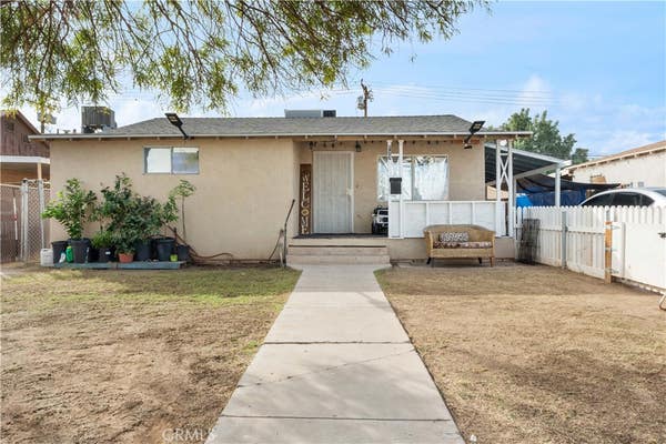 727 EL CENTRO AVE, EL CENTRO, CA 92243, photo 1 of 28