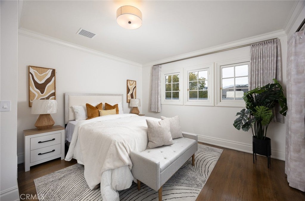 928 S El Molino Ave – image 39