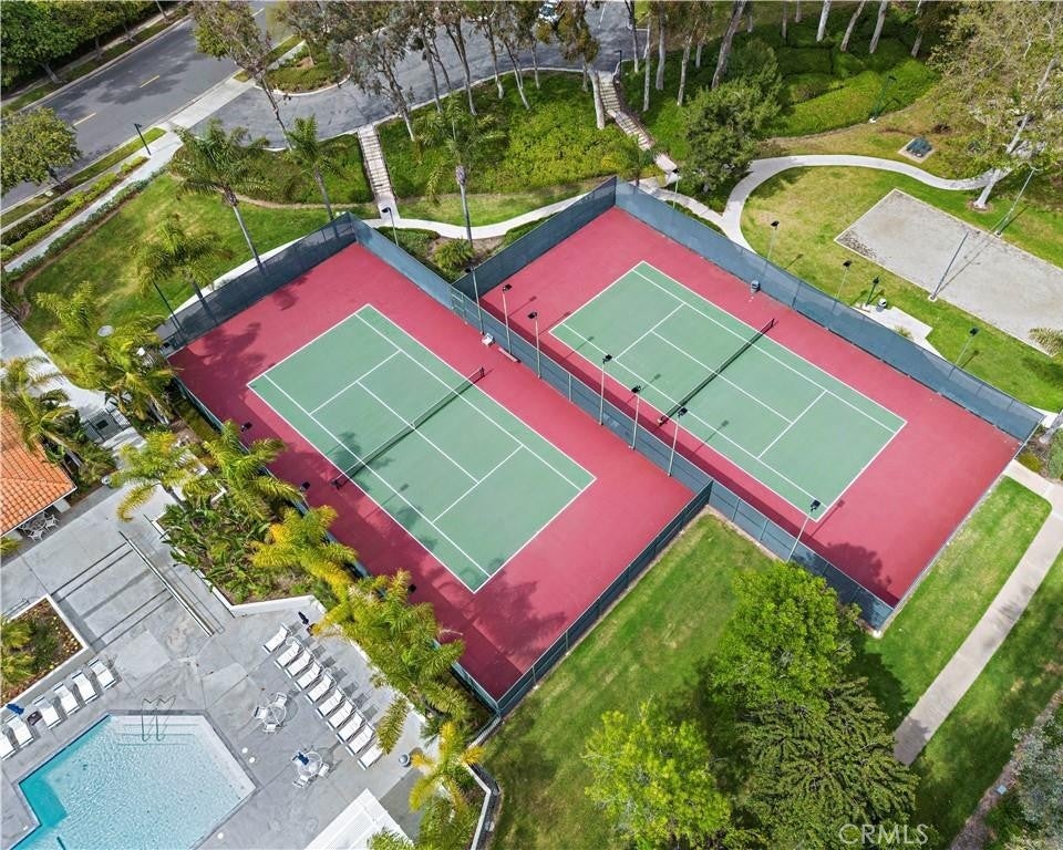 Lake Forest, California, 92630, United States, 4 Bedrooms Bedrooms, ,3 BathroomsBathrooms,Residential,Active,1953694