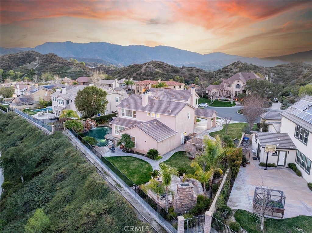 Canyon Country, California, 91387, United States, 5 Bedrooms Bedrooms, ,6 BathroomsBathrooms,Residential,Active,1914828